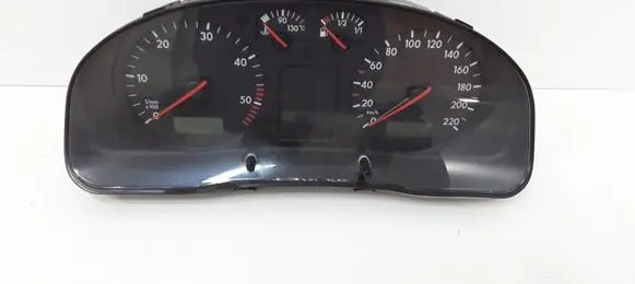 Volkswagen PASSAT B5 Speedometer (instrument cluster) 3B1919860C