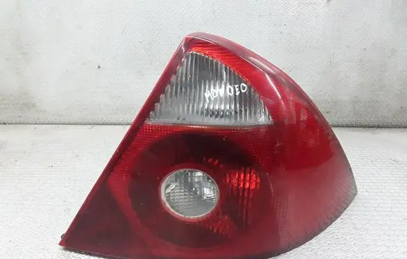 Ford Mondeo Mk III Rear/tail lights 3S7113404A