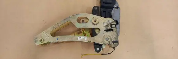 Mercedes-Benz SL R230 Convertible roof hinge 2307900471 DC2307900471