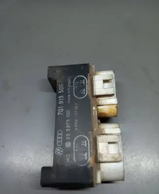 Volkswagen Transporter - Caravelle T4 Coolant fan relay 701919506 899978000