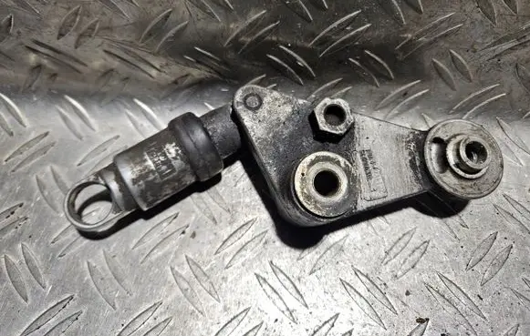 Opel Vectra B Generator/alternator belt tensioner 231127