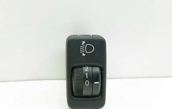 Toyota Avensis Verso Headlight level height control switch