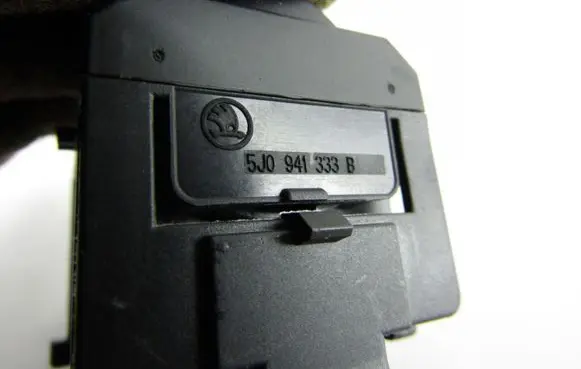 Skoda Praktik (5J8) Headlight level height control switch 5J0941333B
