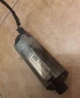 Opel Vectra C Seat adjustment motor 9454736Q 404743 030702B