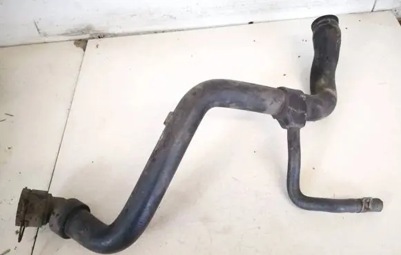 Audi A4 S4 B5 8D Engine coolant pipe/hose 4b0121101e