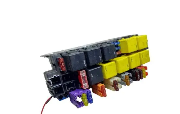 Mercedes-Benz S W220 Fuse module A0325458232 05045116