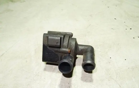 Volkswagen PASSAT CC Electric auxiliary coolant/water pump 5M0965561