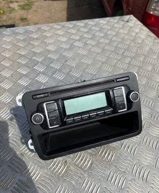 Volkswagen Golf VI Radio/CD/DVD/GPS head unit 1K0035156B