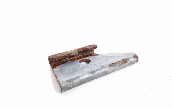 Battery bracket
