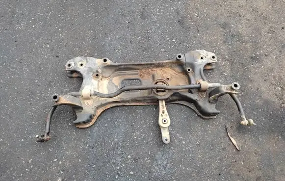 Volkswagen Caddy Front subframe 1K0199315b