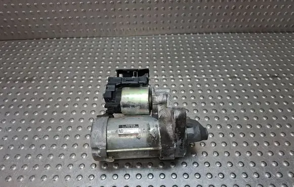 Toyota Yaris Starter motor S27730856 281000N040