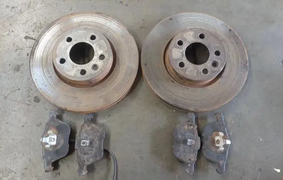 Seat Alhambra (Mk1) Front brake disc
