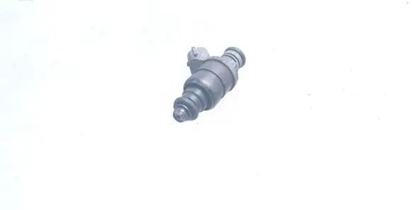Volkswagen PASSAT B6 Fuel injector 06A906031BT