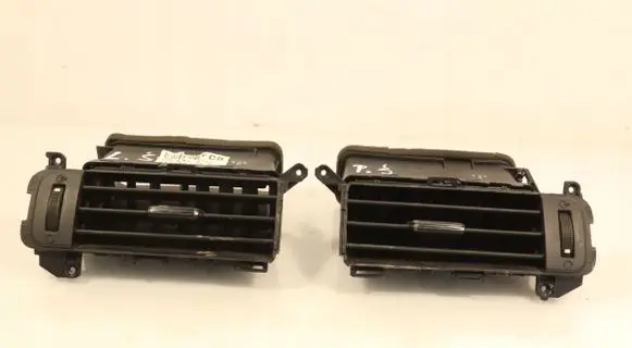 KIA Rio Dashboard air vent grill cover trim 847401WC
