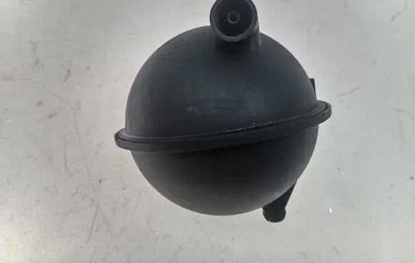 Audi Q5 SQ5 Vacuum air tank 03L131541A