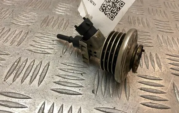 Hyundai Santa Fe AdBlue injector 296304A800