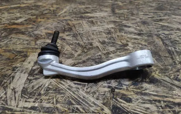 Jaguar XJL Front ball joint A3Y16