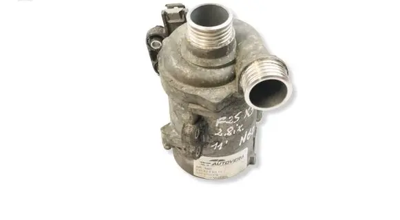 BMW X3 F25 Water pump 8635092 11518635092