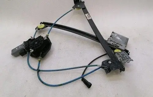 Maserati GranCabrio M145 Front door electric window regulator 069912100