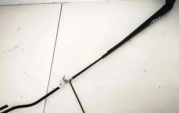 Renault Scenic I Front wiper blade arm 7700843526