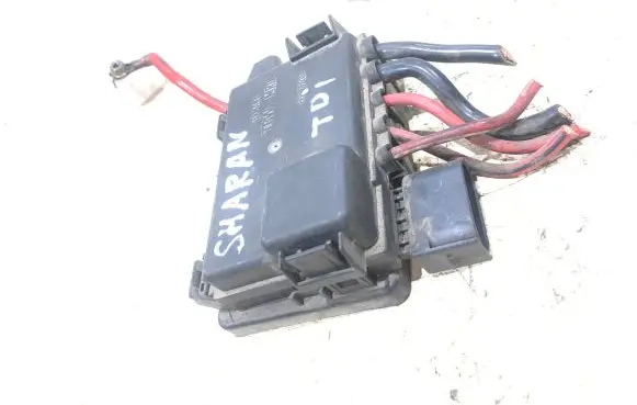 Volkswagen Sharan Fuse box set 7m3937546a