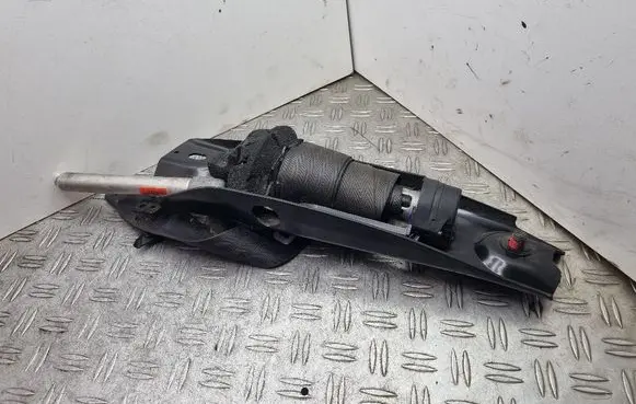 Volvo S80 Front seatbelt P39811480 39811480