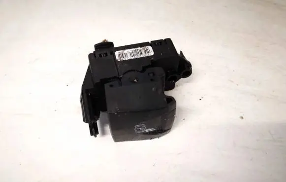 Handbrake/parking brake lever assembly