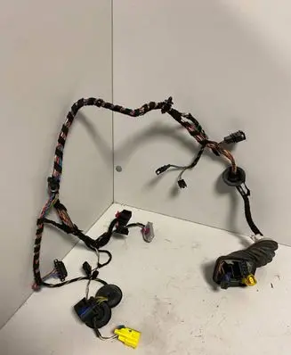 Skoda Octavia Mk2 (1Z) Front door wiring loom 1Z0121BE