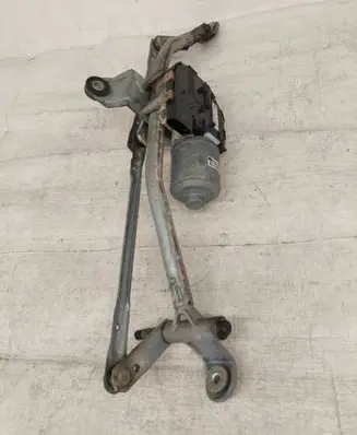 BMW X3 F25 Front wiper linkage and motor 1137328560 1420281931 H3600S3921