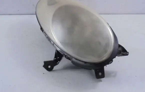 Nissan Micra Headlight/headlamp 26010AX700