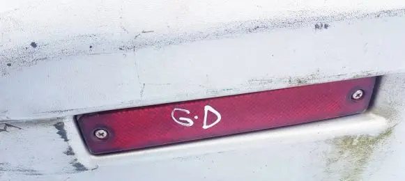 Mitsubishi Space Wagon Rear tail light reflector