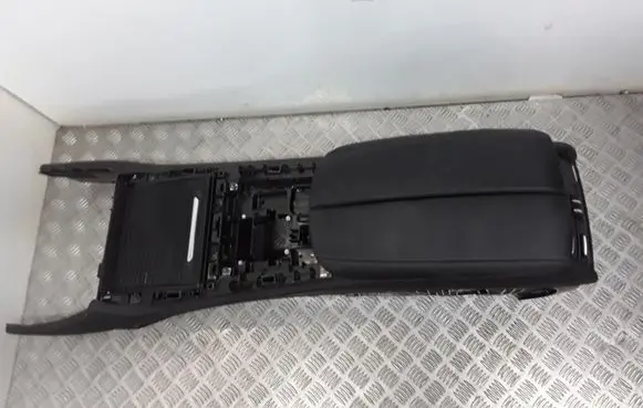 BMW X5 F15 Armrest 9252117