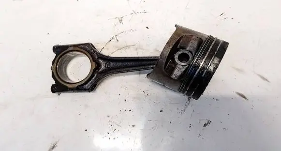 Opel Corsa B Piston with connecting rod 