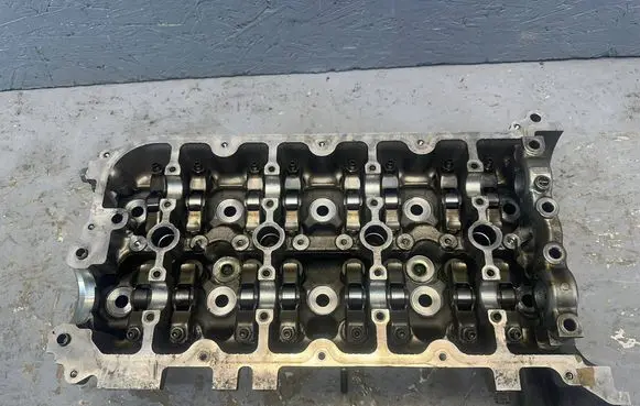 Mazda 6 Engine head R2AA