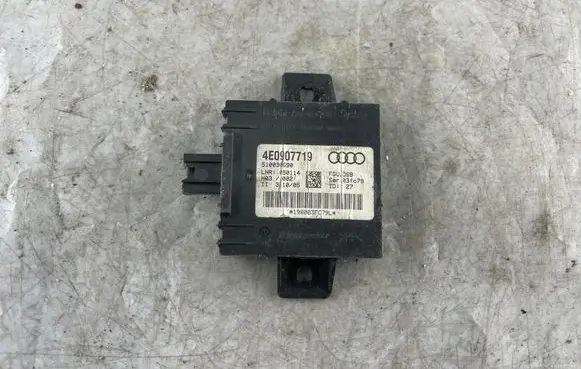 Audi A8 S8 D3 4E Alarm control unit/module 4E0907719 510030690
