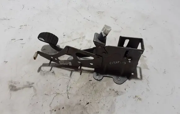 Mercedes-Benz Citan W415 Brake pedal 8200467212