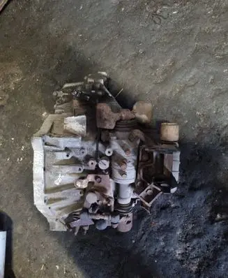 Toyota Yaris Manual 5 speed gearbox