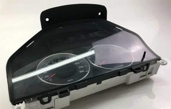Volvo V60 Speedometer (instrument cluster) 31327581AA F1799
