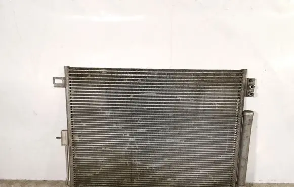 Jeep Grand Cherokee A/C cooling radiator (condenser)