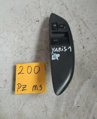 Toyota Yaris Electric window control switch 3543353