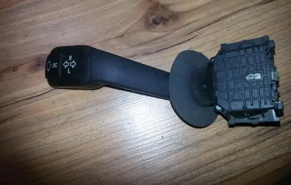 BMW 5 E39 Indicator stalk