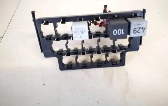 Volkswagen Polo IV 9N3 Fuse box set 6q0972595a