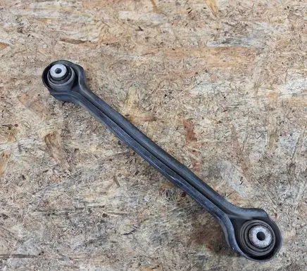 BMW 1 E82 E88 Rear control arm 6763471 33326763471