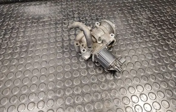 Peugeot 4008 EGR valve K5T74090