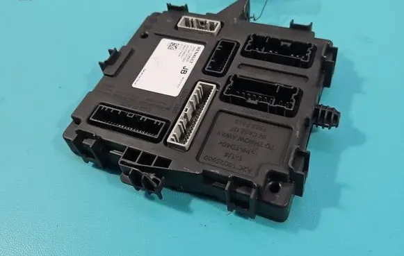 Renault Clio V Central body control module 284B10364R IMPRK1570912