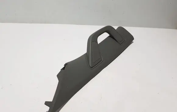 Chevrolet Silverado Other sill/pillar trim element 84706602