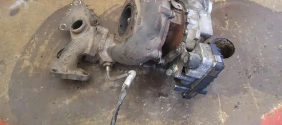 Mercedes-Benz CLS C218 X218 Turbo A6420909580