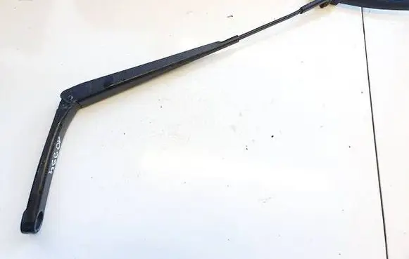 Volkswagen Jetta V Front wiper blade arm 1K1955409