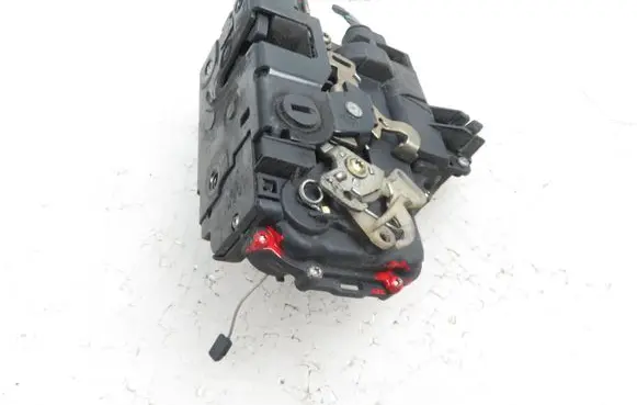 Seat Leon (1M) Rear door lock