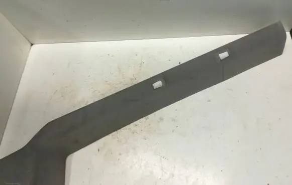 Mercedes-Benz Vito Viano W638 (B) pillar trim (top) A6380925701